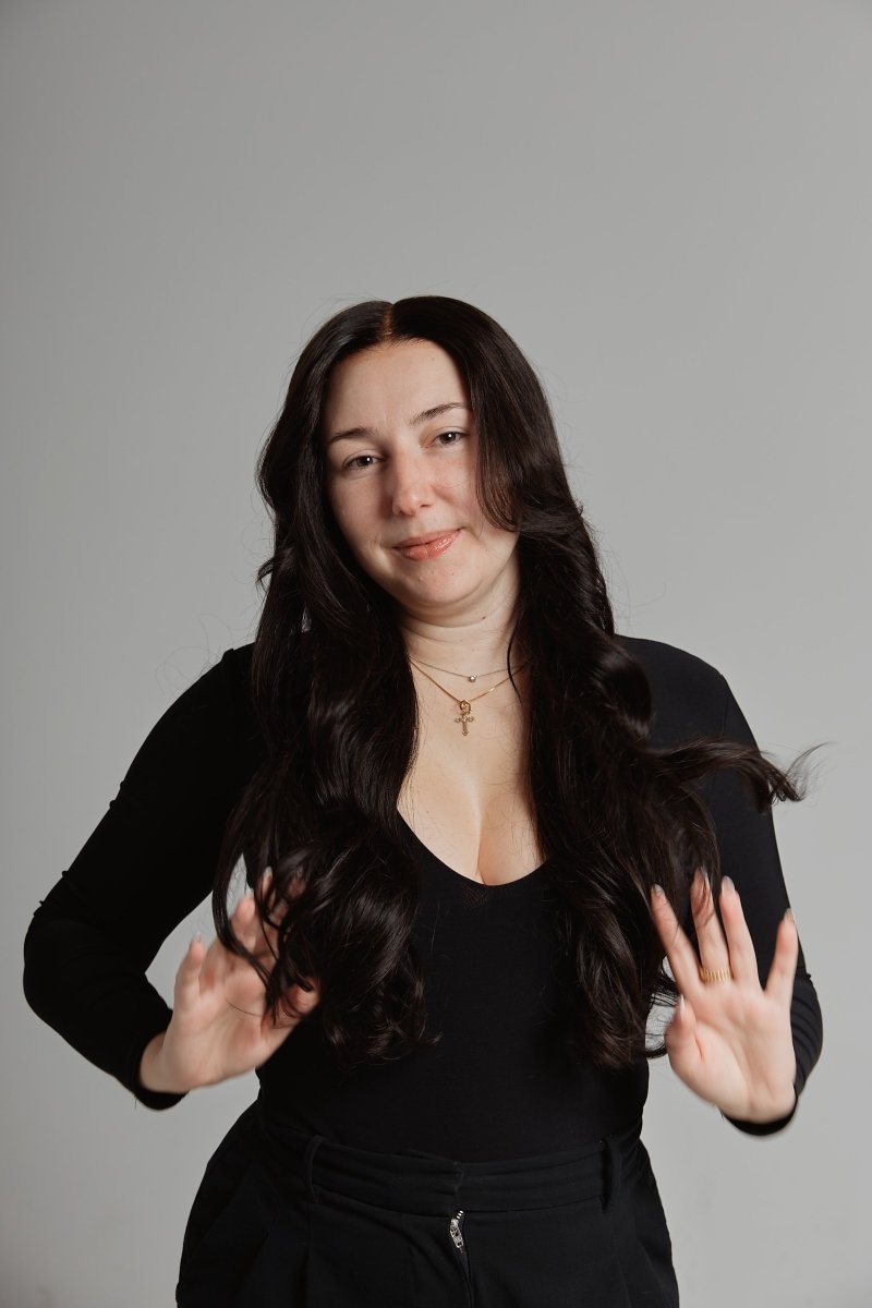 black glueless wig